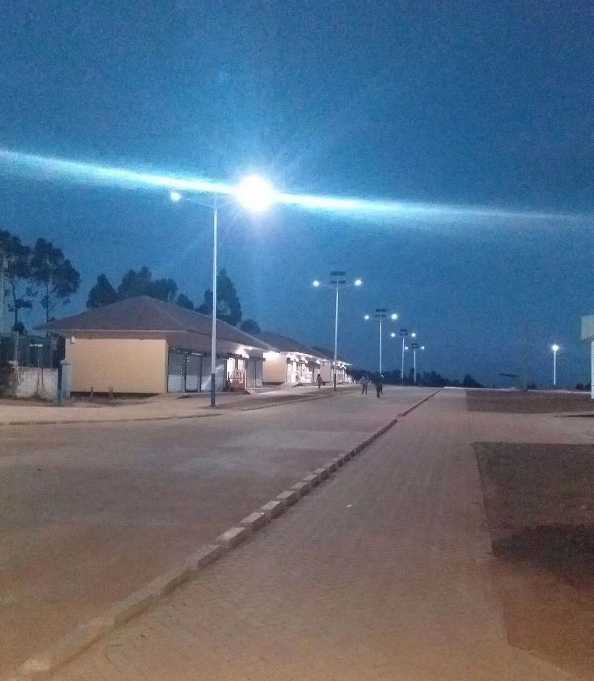 津市市非洲科特迪瓦太阳能路灯工程